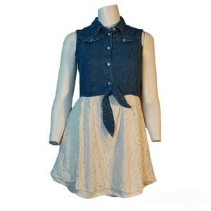Blue & White Sleeveless Girls sz Large Dress
